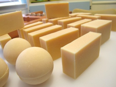 soap allnatural lovingsoapDOTcom 400x300